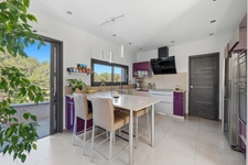 Maison contemporaine de 210 m² dans un domaine sécurisé à Saint-Clément-de-Rivière