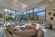 Architect-designed villa in the heart of a pine forest — Secure estate north of Montpellier