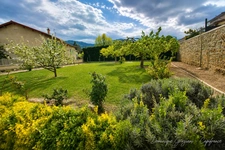 RETOURNAC CENTRE .Maison avec jardin proche de toutes commodités!