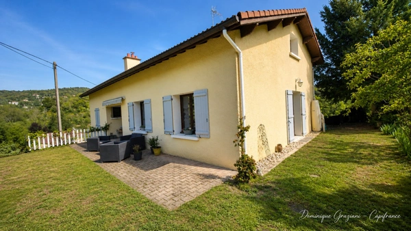 MAISON PLAIN PIED, 4 CHAMBRES, GARAGE ,VUE DEGAGEE AUREC SUR LOIRE