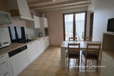 MAISON PLAIN PIED, 4 CHAMBRES, GARAGE ,VUE DEGAGEE AUREC SUR LOIRE