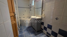 Opportunité à saisir, maison individuelle  90M2 ,3 chambres ,au calme, avec jardin et piscine. 