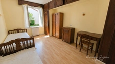 Appartement 152 M2 en rez de jardin, 4 chambres ,Centre bourg d'Aurec sur Loire .