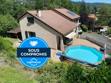 Charmante maison familiale à Aurec-sur-Loire 140M2 ,grande pièce de vie de 50M2,5 chambres.