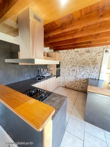 Maison en pierre – 158 m² habitables – Terrain 500 m² + dépendances – Vue panoramique sur la Loire
