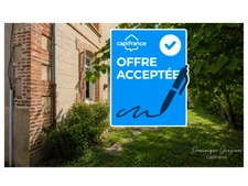 BAS DE MAISON DE 152 M2 avec jardin privatif, 4 chambres ,Centre bourg d'Aurec sur Loire .
