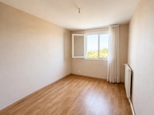 Saint-Cyr-sur-Loire – Bel appartement T3 lumineux avec ascensceur, garage, cave et balcon