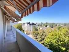 Saint-Cyr-sur-Loire – Bel appartement T3 lumineux avec ascensceur, garage, cave et balcon