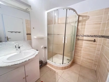 Saint-Cyr-sur-Loire – Bel appartement T3 lumineux avec ascensceur, garage, cave et balcon