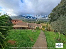 A VENDRE Ensemble immobilier locatif de 3 appartements T2 en rez-de-jardin sur la commune de VIGGIANELLO (20) proche plage et Propriano