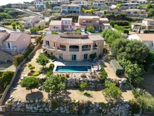  A Vendre-Maison de grand standing avec piscine et vue mer panoramique 7 pièces à PROPRIANO (20)