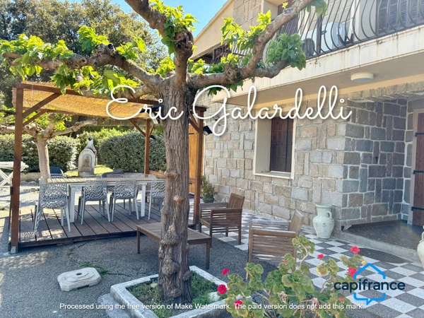 A VENDRE opportunité rare Magnifique Villa de caractère en pierres de taille de 7 pièces sur terrain arboré de 2500m2  au pied de la plage de Portigliolo, à BELVEDERE CAMPOMORO (20)