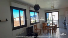 PORT DE PROPRIANO  : Votre appartement  3 pièces en duplex lumineux et calme sur cour en plein centre ville, plage et port au pied, idéal primo accédent,investissement locatif où résidence secondaire 