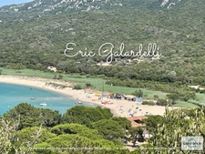 A VENDRE opportunité rare Magnifique Villa de caractère en pierres de taille de 7 pièces sur terrain arboré de 2500m2  au pied de la plage de Portigliolo, à BELVEDERE CAMPOMORO (20)