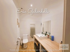 A VENDRE RARE OPPORTUNITE vaste appartement ancien entièrement rénové, prestations luxueuses,  4 pièces, en plein centre ville, près du port de PROPRIANO, idéal investissement locatif  (20)