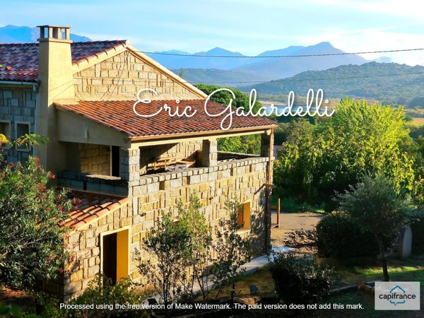 A VENDRE opportunité rare Magnifique Villa de caractère en pierres de taille de 7 pièces sur terrain arboré de 2500m2  au pied de la plage de Portigliolo, à BELVEDERE CAMPOMORO (20)