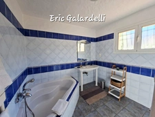  A Vendre-Maison de grand standing avec piscine et vue mer panoramique 7 pièces à PROPRIANO (20)