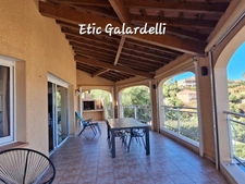  A Vendre-Maison de grand standing avec piscine et vue mer panoramique 7 pièces à PROPRIANO (20)