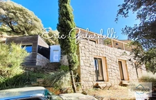 EXCEPTIONNEL A VENDRE :Maison d’architecte bioclimatique 6 pièces  avec atelier d'artiste — 155 m² — magnifique vue vallée, entre mer et montagne à Sainte Lucie de Tallano  (20)A voir absolument!