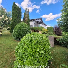 MAISON FAMILIALE AU CHARME UNIQUE DE L'ANCIEN AVEC GRAND JARDIN PAYSAGER// SANS TRAVAUX/  T5 / 3CHAMBRES// SURFACE TOTALE +216M2//
