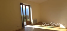 Appartement T3 avec balcons, cave, parking et copropriété sécurisée à SAINT GEORGES D'HURTIERES