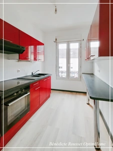 Appartement Lumineux avec Terrasse de 20 m² – Vue sur l'Oise