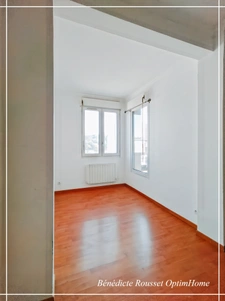 Appartement Lumineux avec Terrasse de 20 m² – Vue sur l'Oise