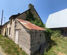 LIEURON 35550 - Maison à rénover avec four à pain, dépendance, terrain de 8000 m².