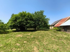 GUIPRY-MESSAC - Maison 7 p, 5 chambres, dépendances, jardin, pré sur terrain de plus de 1 hectare !