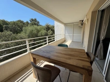 Appartement T3 lumineux avec terrasse, vue dégagée et parking – L’Île-Rousse (20)