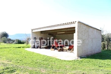 EXCLUSIVITE : Proche de L'ILE ROUSSE, Plaine du Reginu, propriété en pierre T5 161 m² sur 1.96 ha de terrain   