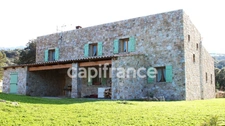 EXCLUSIVITE : Proche de L'ILE ROUSSE, Plaine du Reginu, propriété en pierre T5 161 m² sur 1.96 ha de terrain   