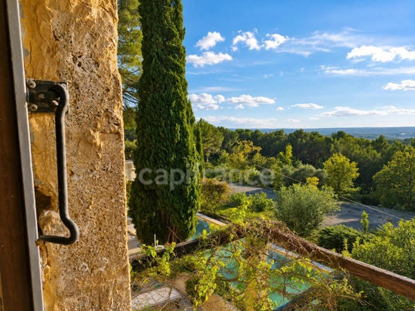 PROPRIÉTÉ DE CHARME EN PIERRE DE ROGNES SUR PRÈS DE 6 000 M² DE NATURE – AUX PORTES D'AIX-EN-PROVENCE