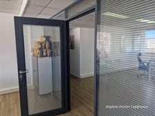 Bureau lumineux 85 m² – Proche centre-ville Aix-en-Provence – Parking possible