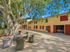 VELAUX – DOMAINE D'EXCEPTION DE 3,45 HECTARES AUX PORTES D'AIX-EN-PROVENCE