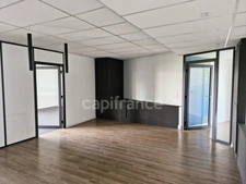 PLATEAU DE BUREAUX 167 M² À LOUER – AIX-EN-PROVENCE Proximité centre-ville – Immeuble tertiaire et médical – Espace lumineux et modulable