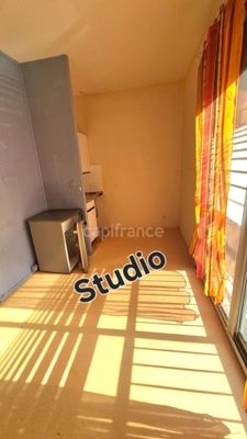 À VENDRE petit prix – Studio 21,28 m² (carrez) – Centre historique de Saint-Gaudens (31)