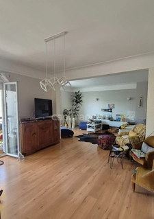 À VENDRE - TARBES - BEL APPARTEMENT - 4 PIÈCES 106 m2 - CALME - LUMINEUX - 2 BALCONS - VUE PYRÉNÉES - GARAGE & CAVE