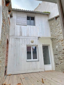 Immeuble de caractère à usage mixte  – Centre-ville de Montréjeau (31) - 616 m2