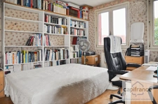 Maison à rénover – Gros potentiel - avec grand terrain (1207 m²) + garage – Saint-Marcel / Chalon