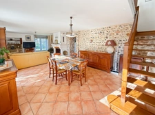 GERS (32) – À 10 min d’Aire-sur-l’Adour – Superbe maison en pierre rénovée de 160 m², 4 chambres, terrain arboré de 1 592 m²