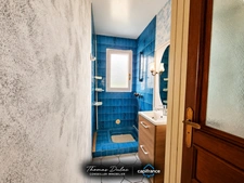 Aire-sur-l’Adour centre – Maison T4 de 135 m² avec 2 chambres dont suite parentale, 2 grands séjours, piscine et dépendance de 160 m²