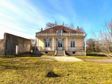 Maison à vendre 6 pièces de 215 m² habitables + garage, dressings, sur 2300 m² de terrain à AIRE SUR L'ADOUR (40)