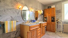 GEAUNE - A family home combining charm, light and the art of living