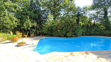 Spacieuse maison de campagne de 244 m² avec piscine