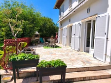 GEAUNE - A family home combining charm, light and the art of living