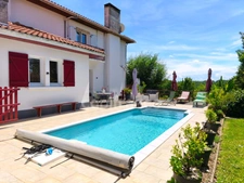 GEAUNE - A family home combining charm, light and the art of living