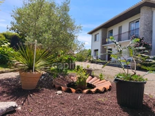 GEAUNE - A family home combining charm, light and the art of living