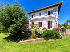 GEAUNE - A family home combining charm, light and the art of living