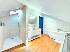 House for sale, 6 rooms, 215 m² of living space in AIRE SUR L'ADOUR (40)